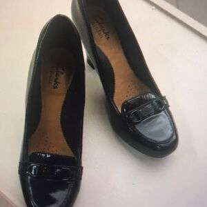 Clarks Women's Black Patent Heels